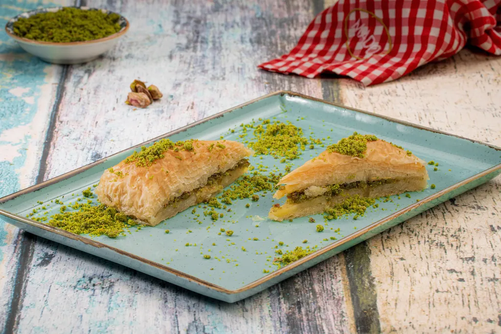 Carrot Sliced Baklava (Traditional)