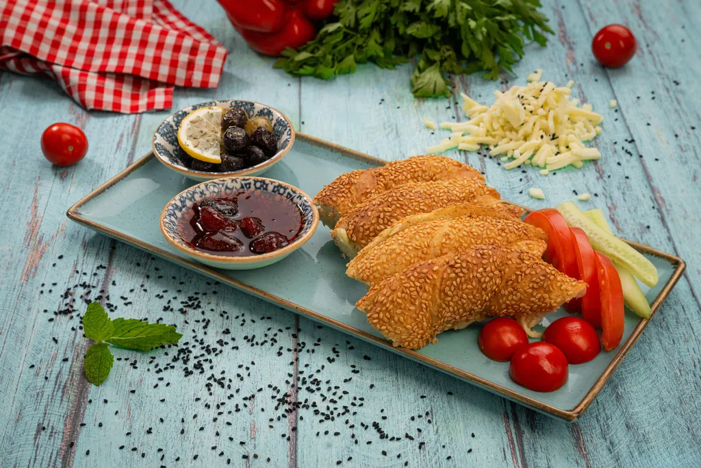 Simit Acma Breakfast