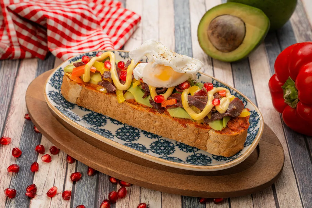 Avocado Bruschetta with Eggs